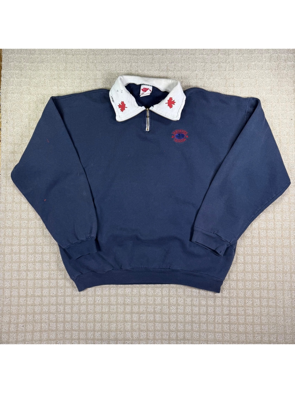GGS Canada navy quarter zip sweatshirt XL